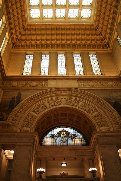 �����L��