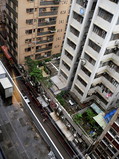 ���Ƒ����߂�