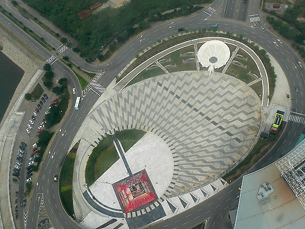 ���A������